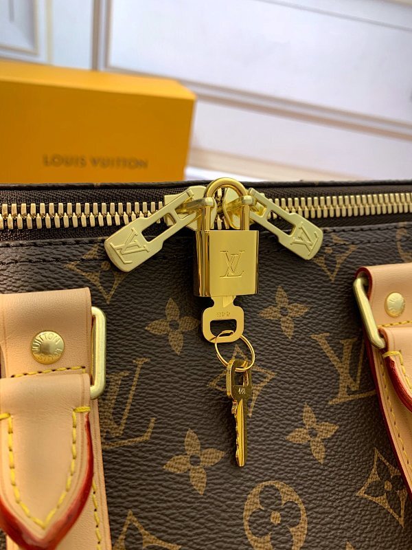 Anum Bags ln Luxury Bag --59550