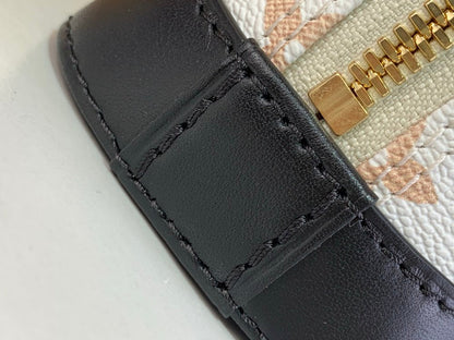 Anum Bags ln Luxury Bag --62836