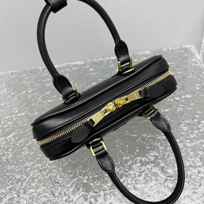 Anum Bags Miun Miun Luxury Bag --123471