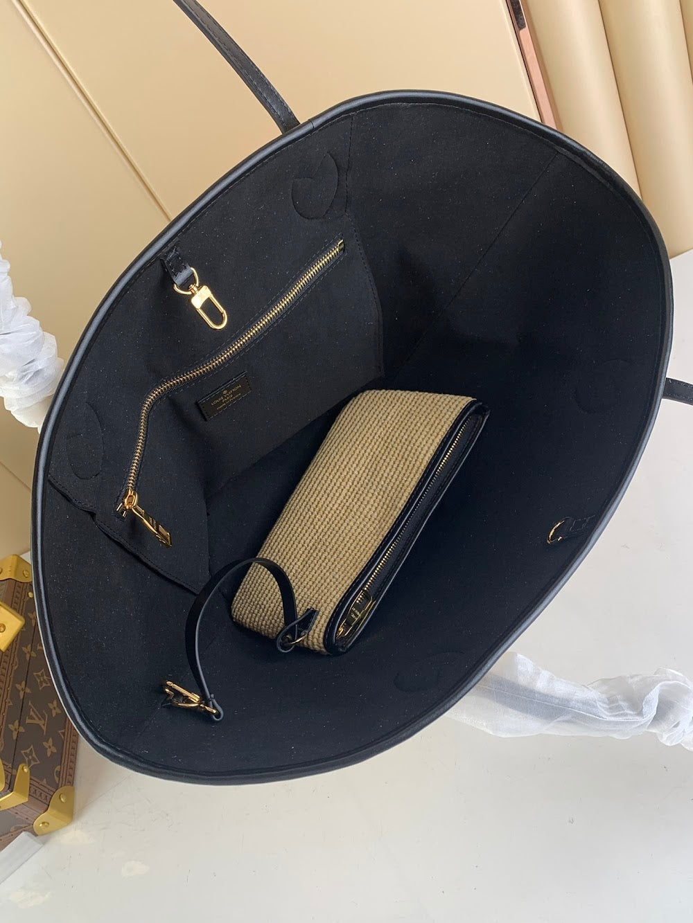 Anum Bags ln Luxury Bag --61060