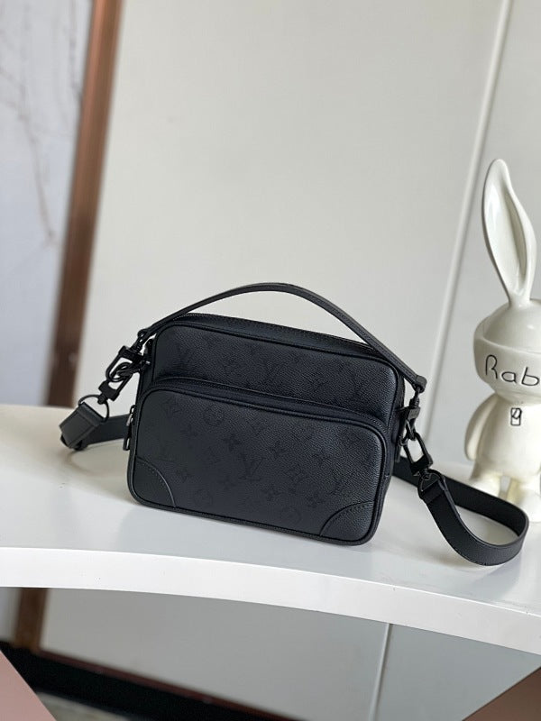 Anum Bags ln Luxury Bag --71670
