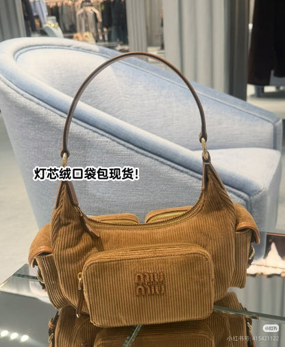 Anum Bags Miun Miun Luxury Bag --123043