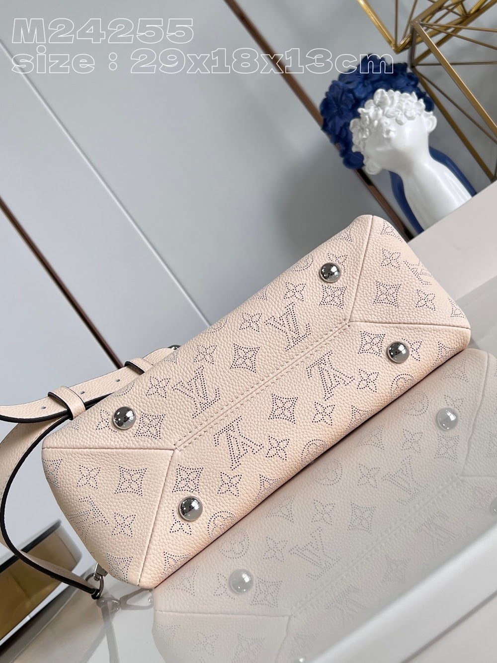 Anum Bags ln Luxury Bag --96424
