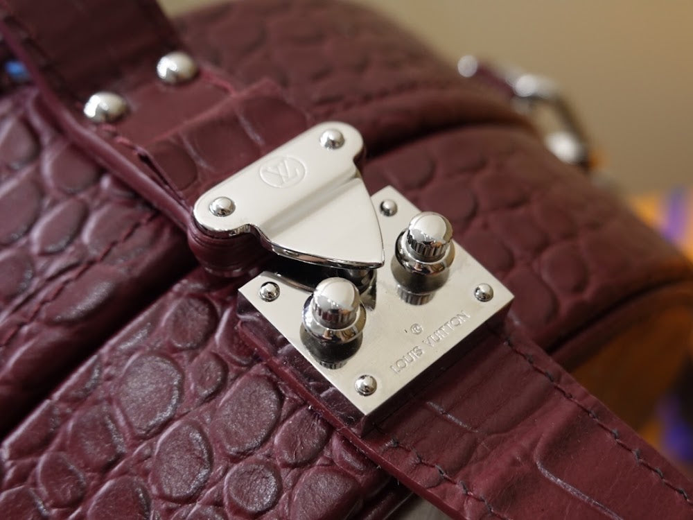 Anum Bags ln Luxury Bag --60215