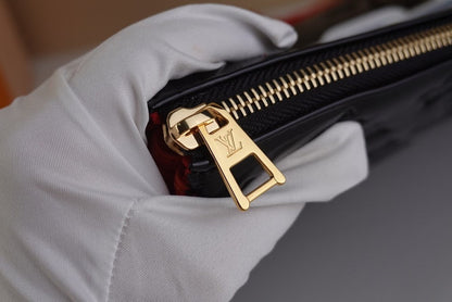 Anum Bags ln Luxury Bag --61239
