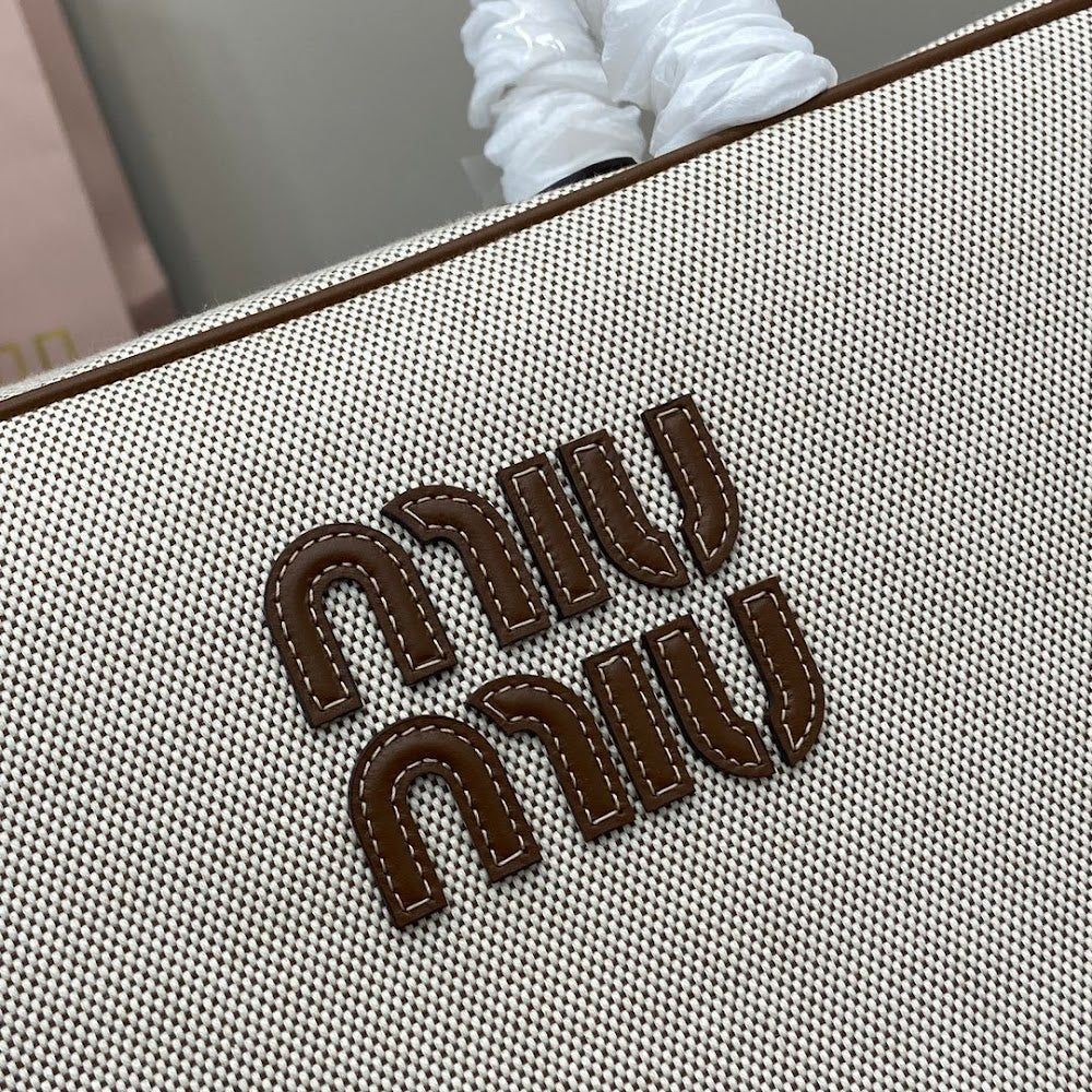 Anum Bags Miun Miun Luxury Bag --122217