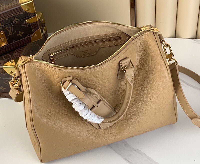 Anum Bags ln Luxury Bag --62462
