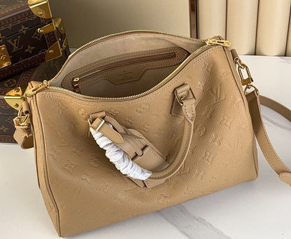 Anum Bags ln Luxury Bag --62462
