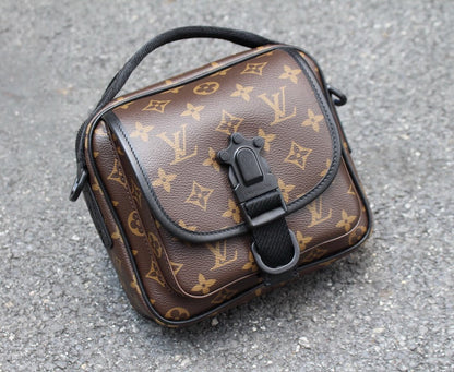 Anum Bags ln Luxury Bag --70614