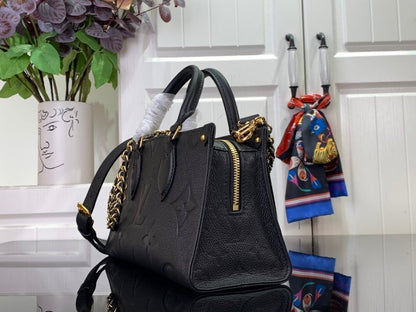 Anum Bags ln Luxury Bag --97005