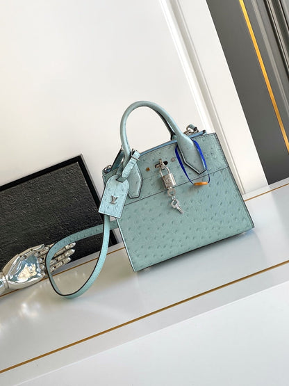 Anum Bags ln Luxury Bag --96184