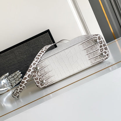 Anum Bags ln Luxury Bag --96257
