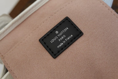 Anum Bags ln Luxury Bag --60123