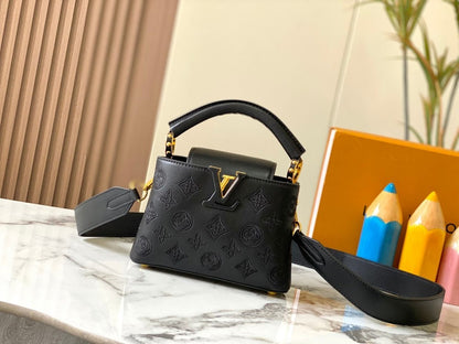 Anum Bags ln Luxury Bag --75877