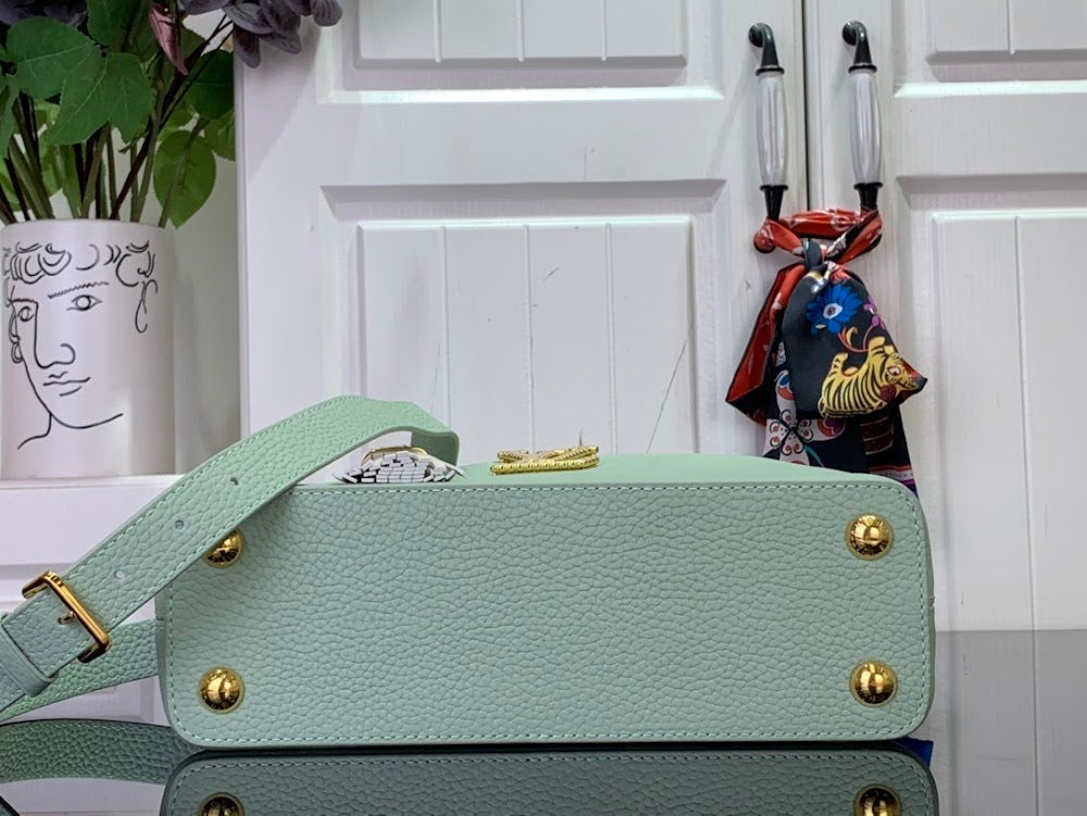Anum Bags ln Luxury Bag --96722