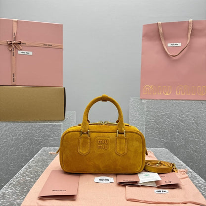 Anum Bags Miun Miun Luxury Bag --123408