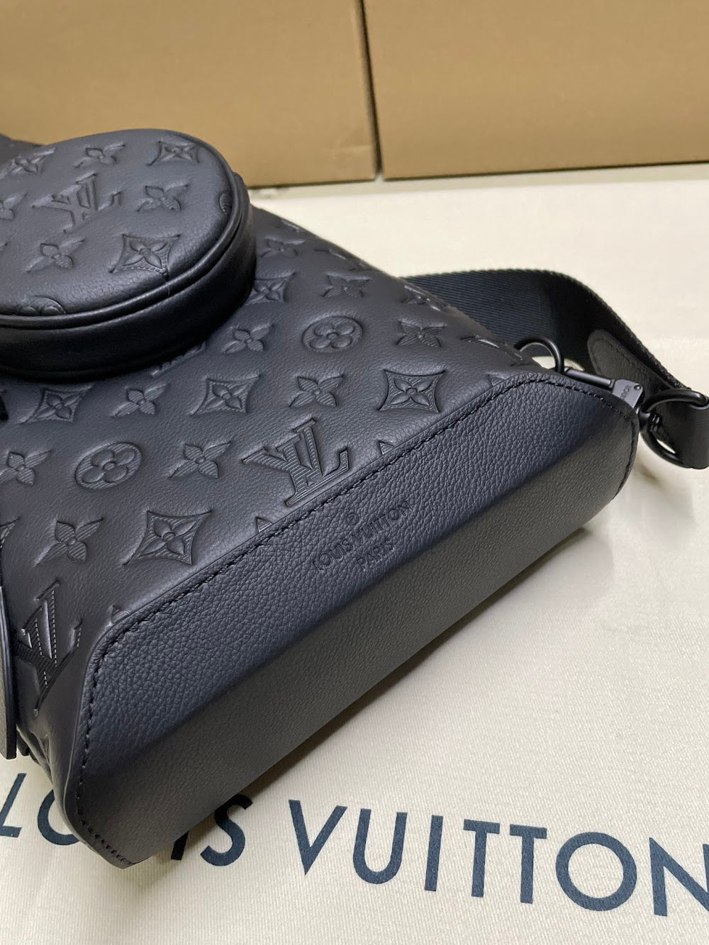Anum Bags ln Luxury Bag --96321