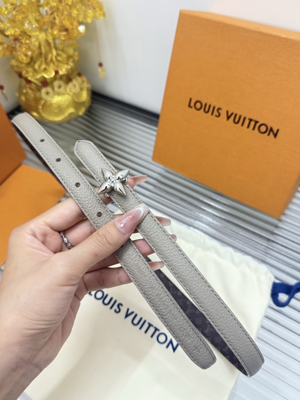 Anum Bags ln Luxury Belt --106950