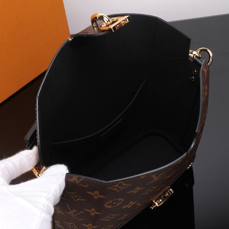 Anum Bags ln Luxury Bag --59133