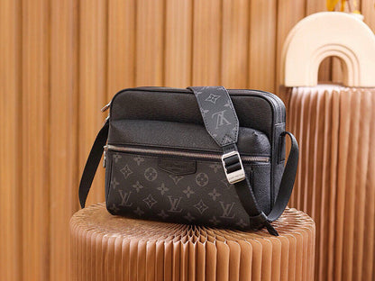 Anum Bags ln Luxury Bag --70578