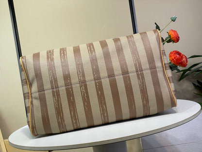 Anum Bags ln Luxury Bag --95663