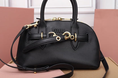 Anum Bags Miun Miun Luxury Bag --123398