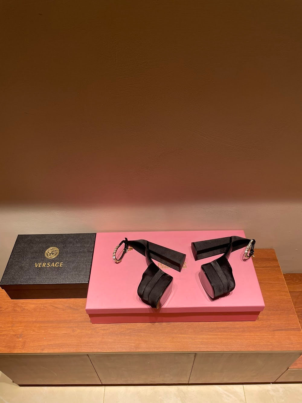 Anum Bags Versace Luxury Heels --50948