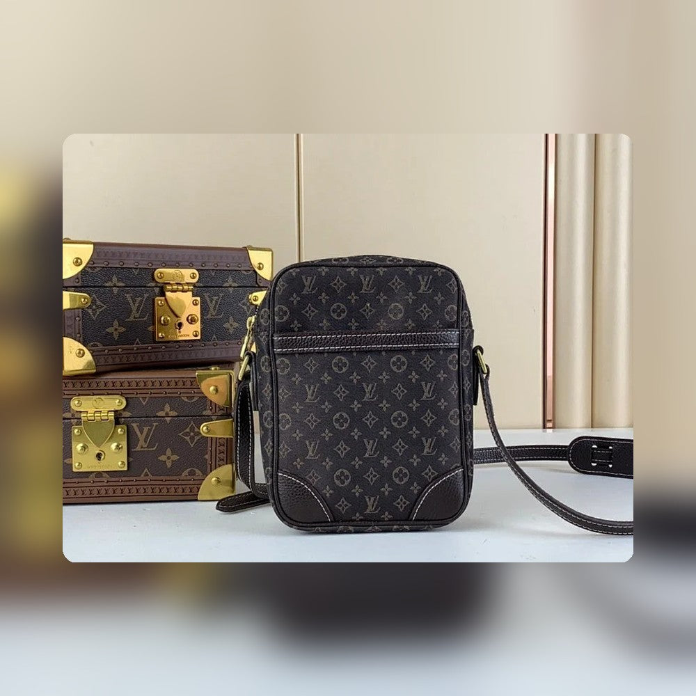 Anum Bags ln Luxury Bag --56473