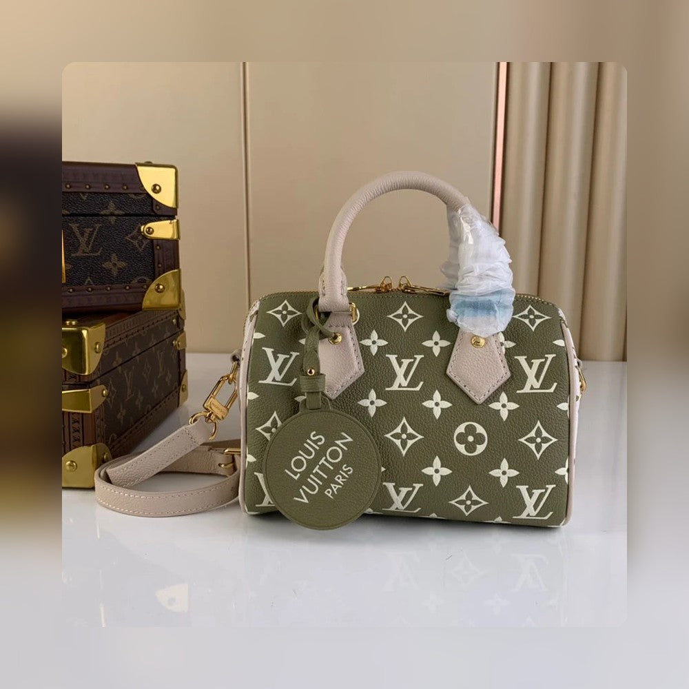 Anum Bags - High-Quality Designer Products for You - AFFORDABLE LUXURY BAGS - 16566