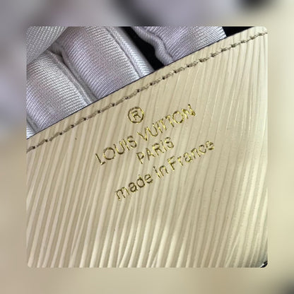 Anum Bags - Best High-End Brands in One Place - AFFORDABLE LUXURY BAGS - 4241