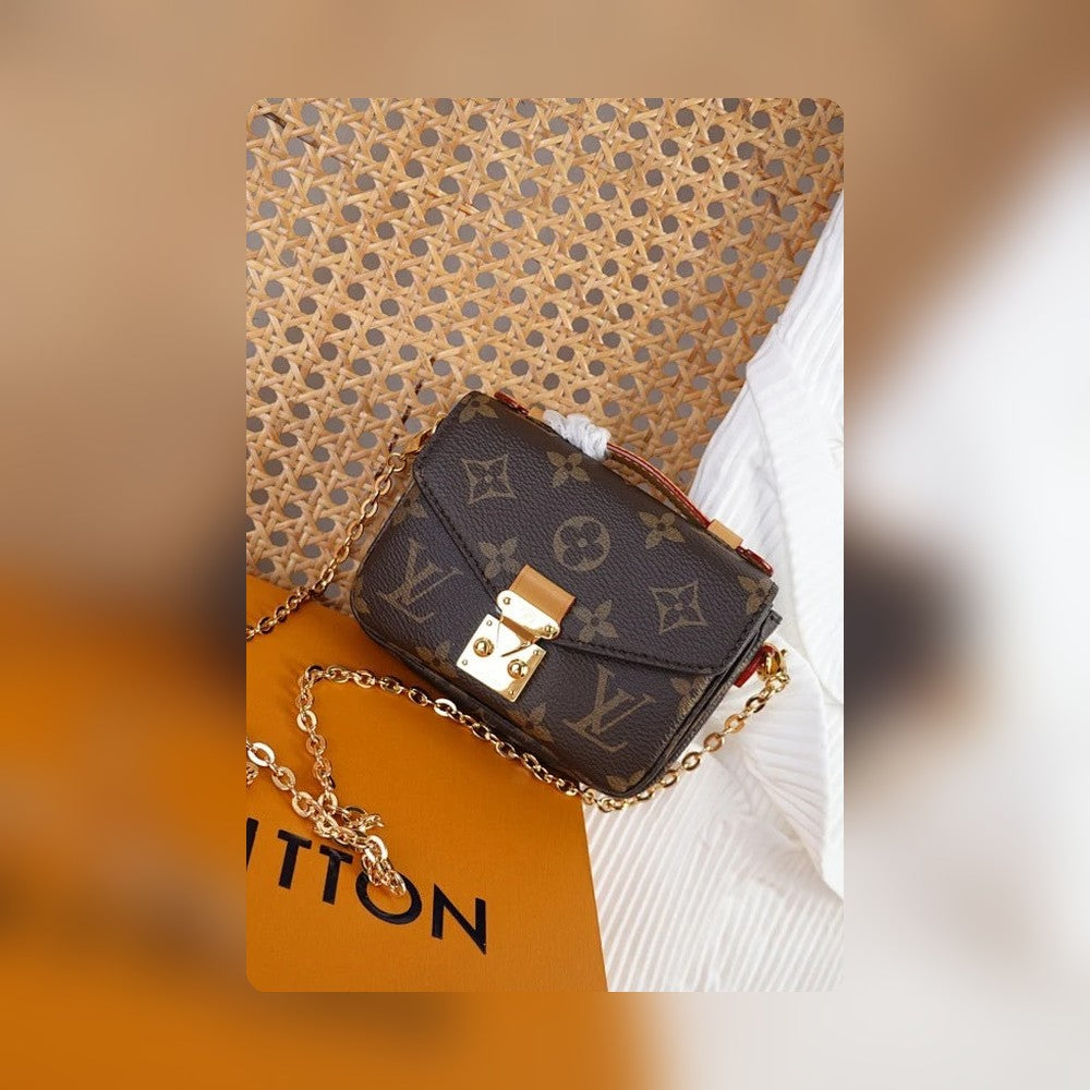 Anum Bags ln Luxury Bag --56300