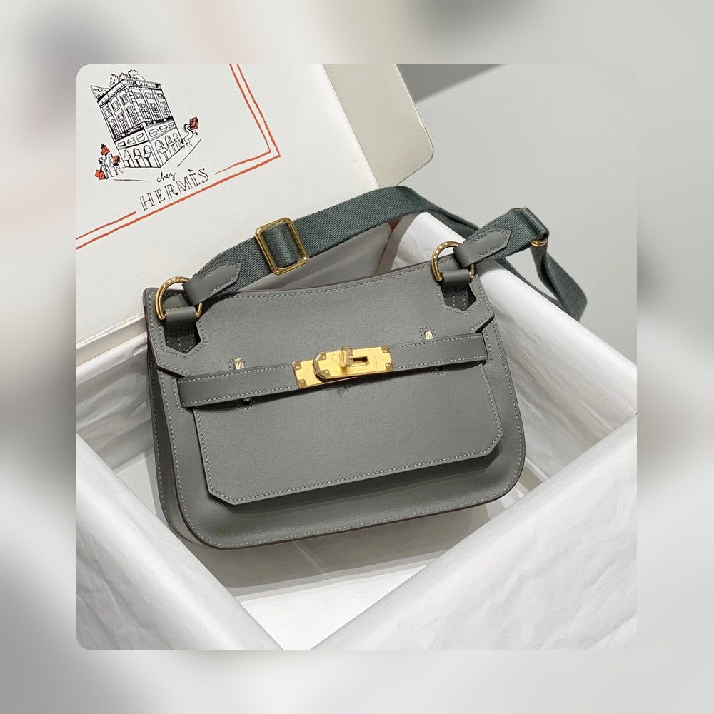 new-luxury-designer-bags-nm23000