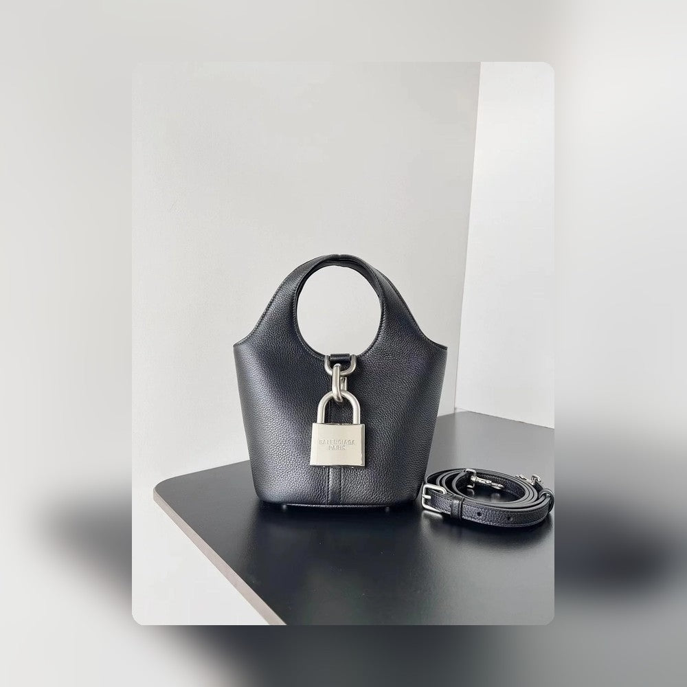 new-luxury-designer-bags-nm24353