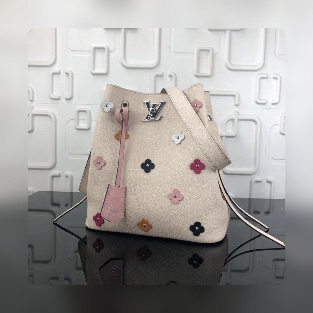 Anum Bags - High-Quality Designer Products for You - AFFORDABLE LUXURY BAGS - 3595