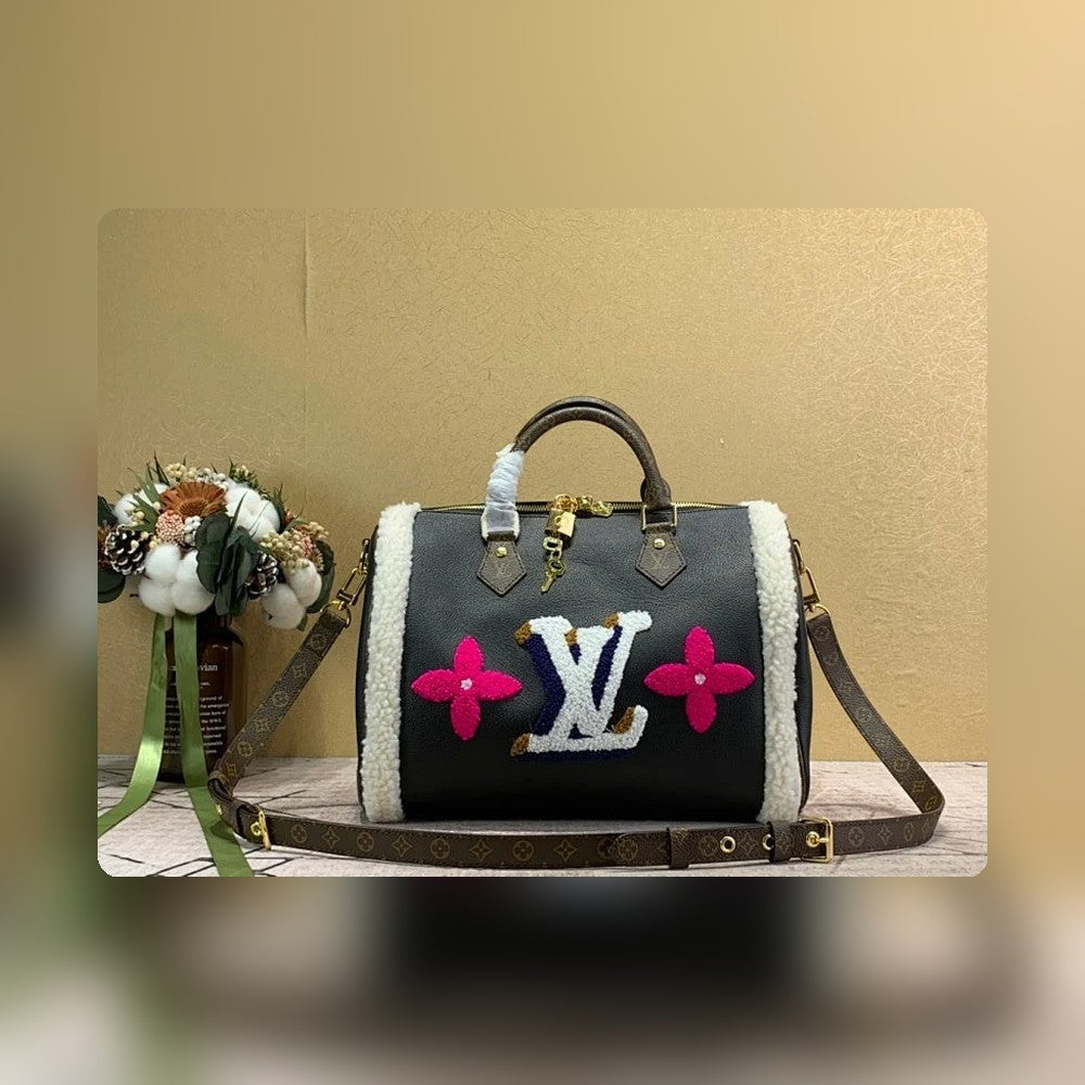 Anum Bags ln Luxury Bag --58151