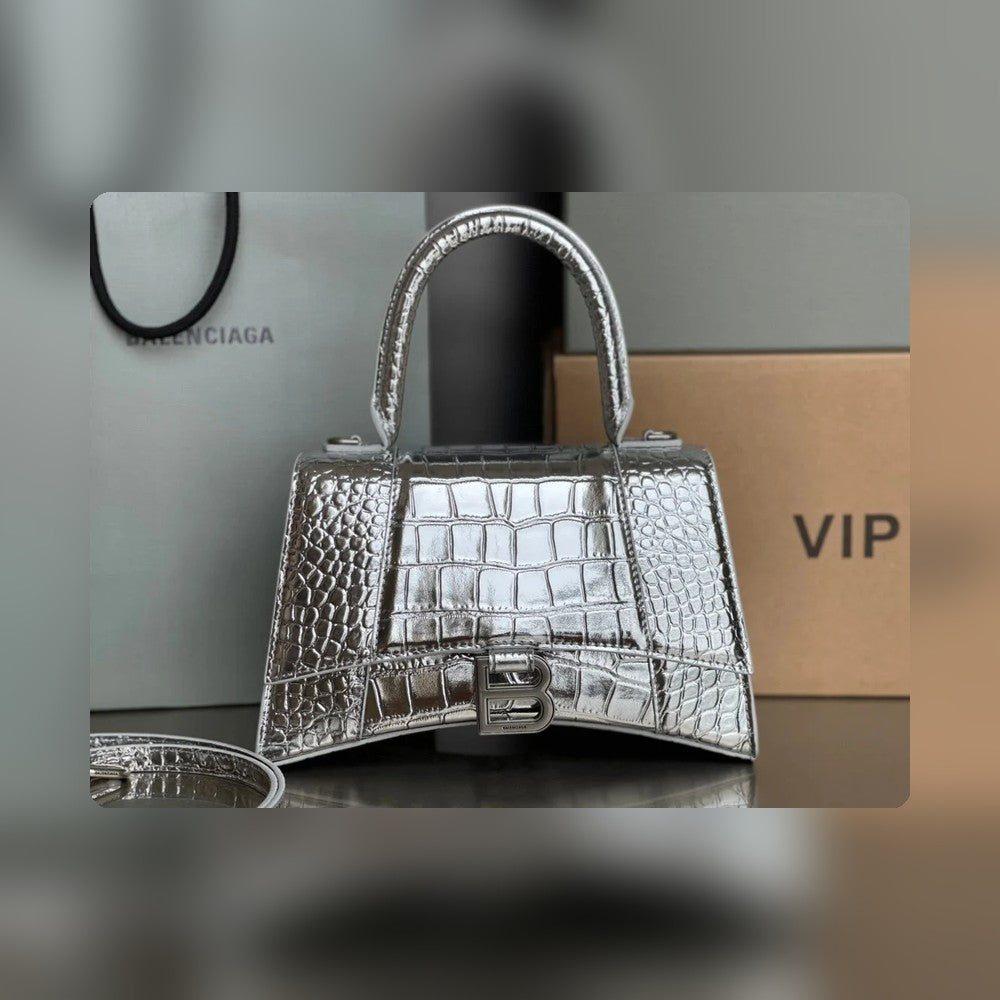 new-luxury-designer-bags-nm24589