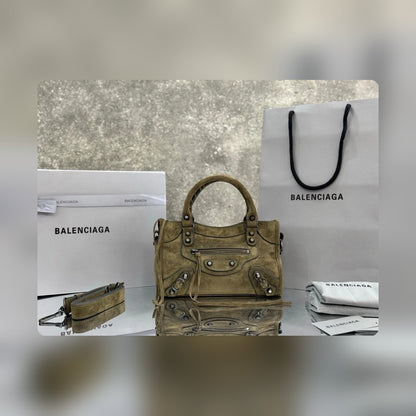 new-luxury-designer-bags-nm24620