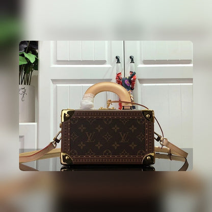 Anum Bags ln Luxury Bag --56358