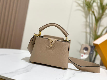 Anum Bags ln Luxury Bag --75681