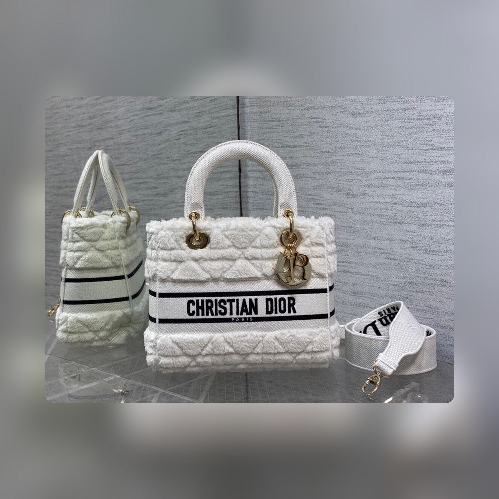 Anum Bags MV - Dir Bags - 1910