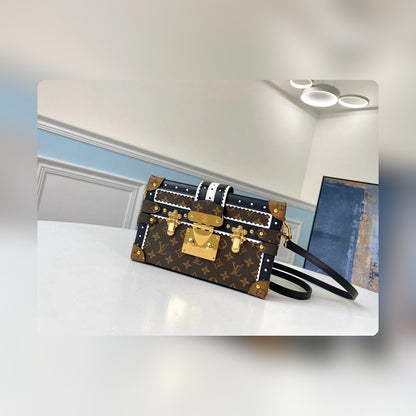 Anum Bags - High-Quality Designer Products for You - AFFORDABLE LUXURY BAGS - 16110