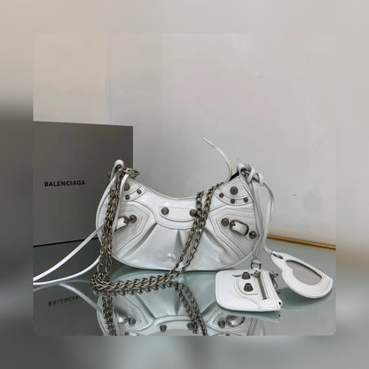new-luxury-designer-bags-nm24192