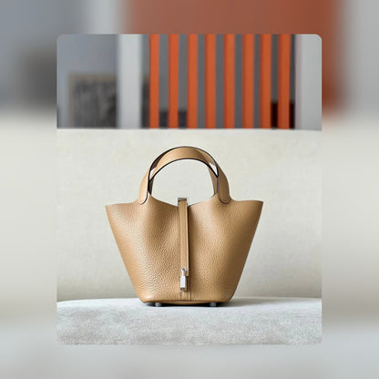 new-luxury-designer-bags-nm23411