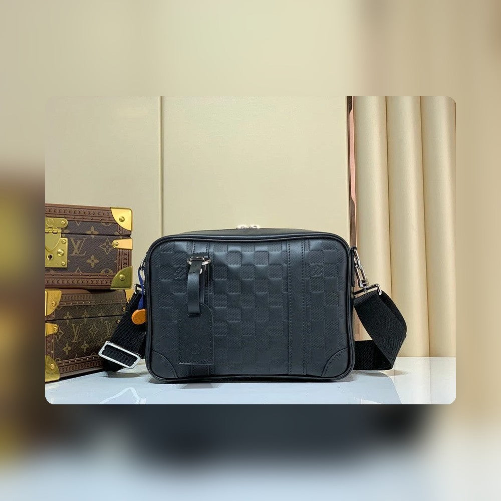 Anum Bags ln Luxury Bag --56115