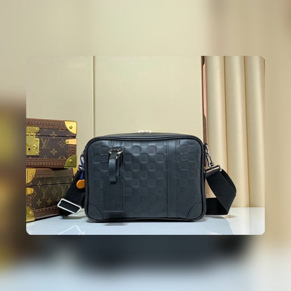 Anum Bags ln Luxury Bag --56115