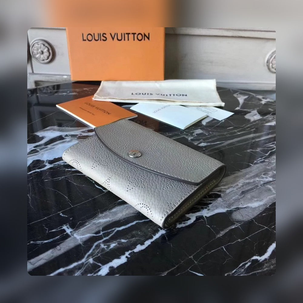 Anum Bags Wallets - High-Quality Designer Products for You - AFFORDABLE LUXURY - 4455