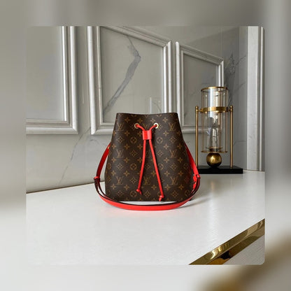 Anum Bags ln Luxury Bag --56514