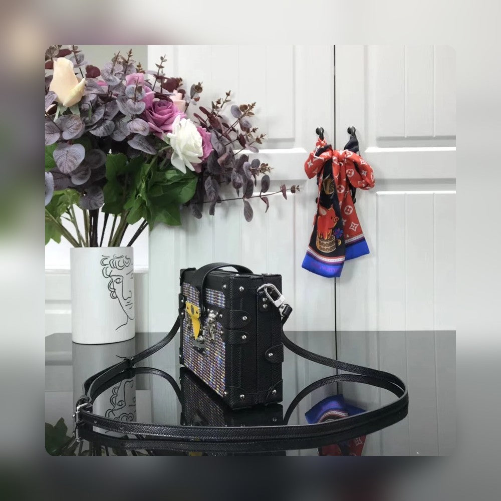 Anum Bags - High-Quality Designer Products for You - AFFORDABLE LUXURY BAGS - 3839
