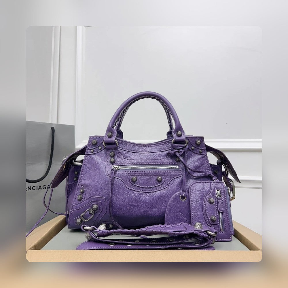 new-luxury-designer-bags-nm24278