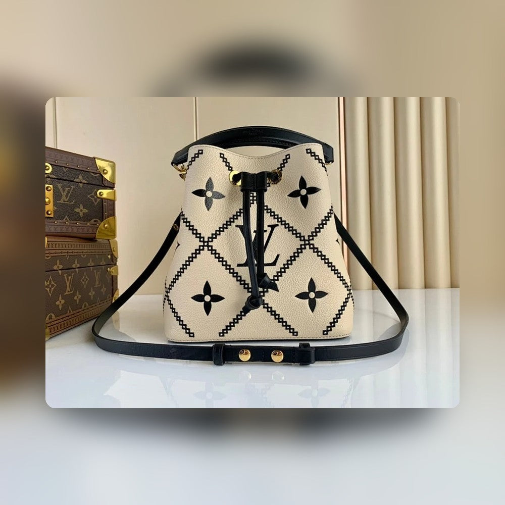 Anum Bags ln Luxury Bag --55999